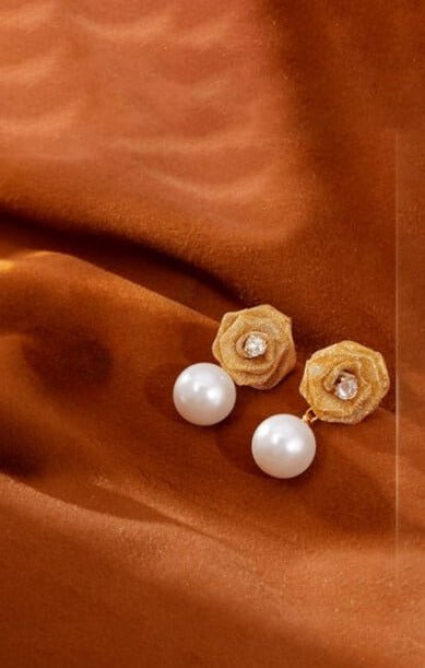 Imitation Pearl Flower Drop Earrings Gold | TARA MINI - TARA MINI