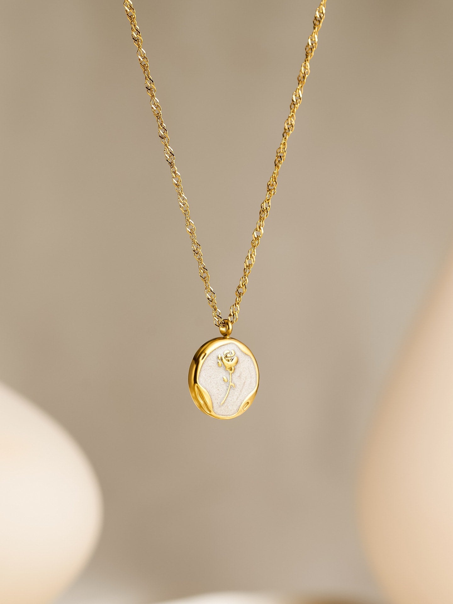 Enamel Rose Flower Minimalist Necklace Gold | TARA MINI - TARA MINI