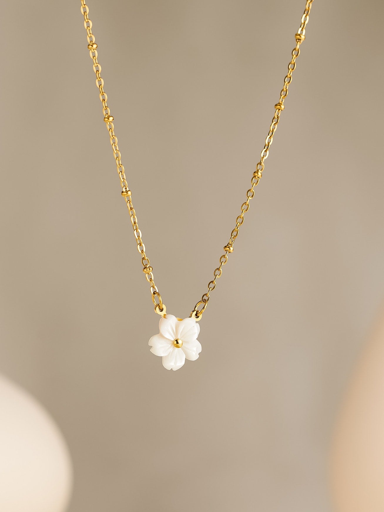 Titanium Steel Shell Flower Necklace 14K Gold | TARA MINI - TARA MINI