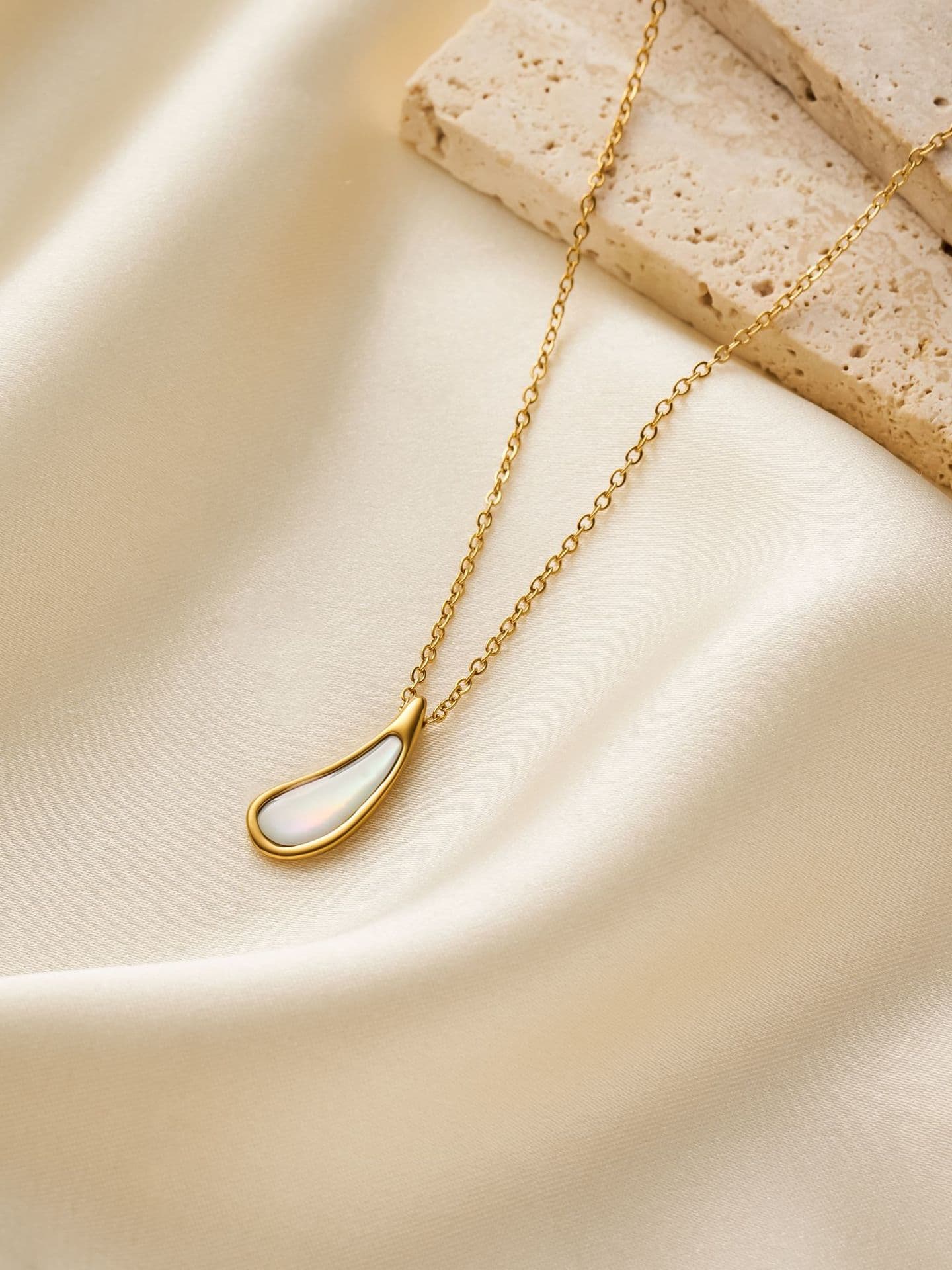 White Shell Water Drop Minimalist Necklace Gold | TARA MINI - TARA MINI