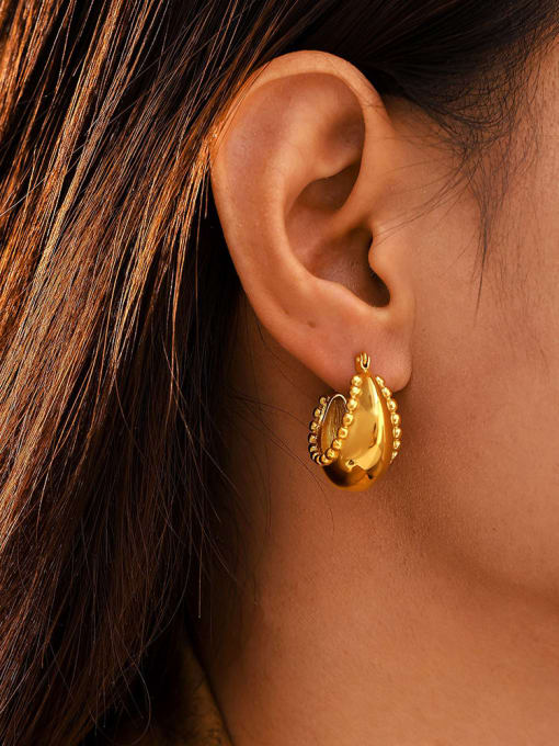 Geometric Minimalist Huggie Earrings Gold | TARA MINI - TARA MINI