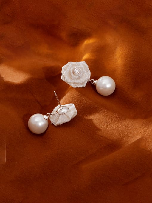 Imitation Pearl Flower Drop Earrings Gold | TARA MINI - TARA MINI