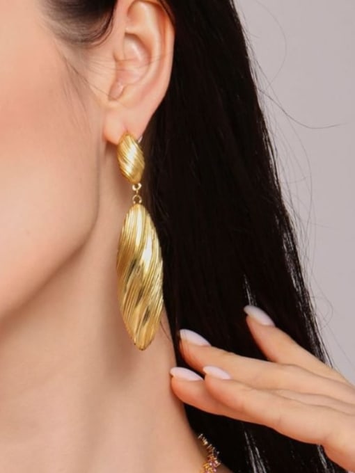 Geometric Hip Hop Drop Earrings Gold | TARA MINI - TARA MINI