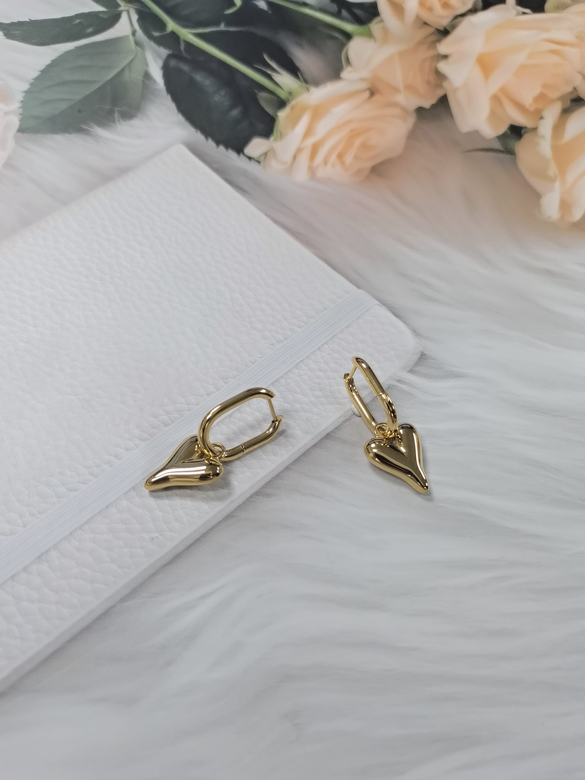 Heart Trend Drop Earrings Gold-Plated | TARA MINI - TARA MINI