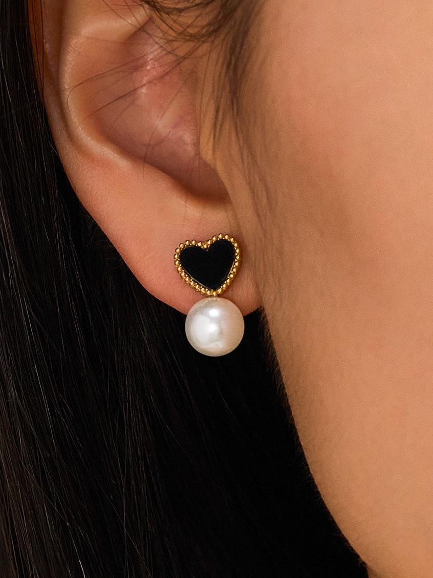 Black Heart Pearl Drop Earrings