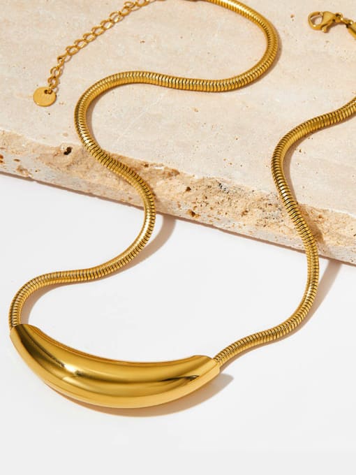 Geometric Bold Curve Necklace Gold | TARA MINI - TARA MINI