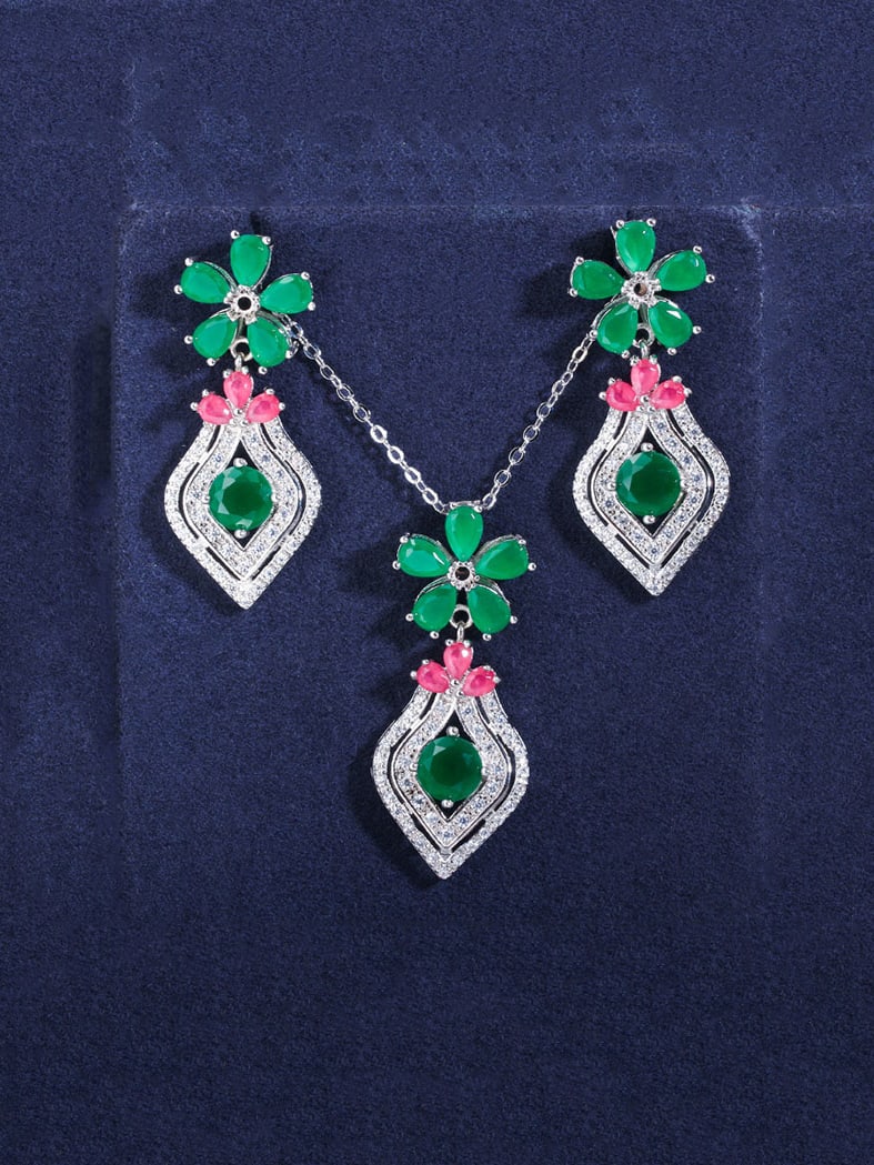 Gold Plated Fashion Flower 2-Piece Jewelry Set