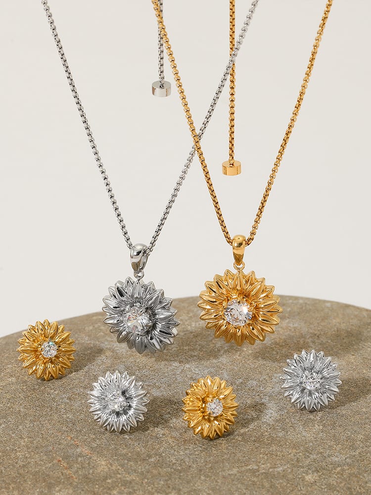 Hip Hop Flower Necklace & Earring Set Gold | TARA MINI - TARA MINI