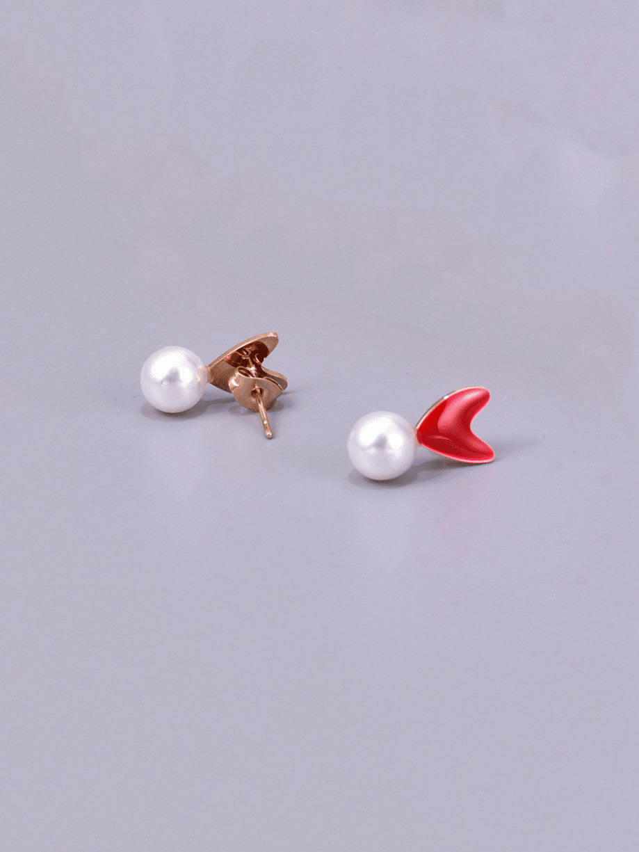 Red Heart Pearl Stud Earrings